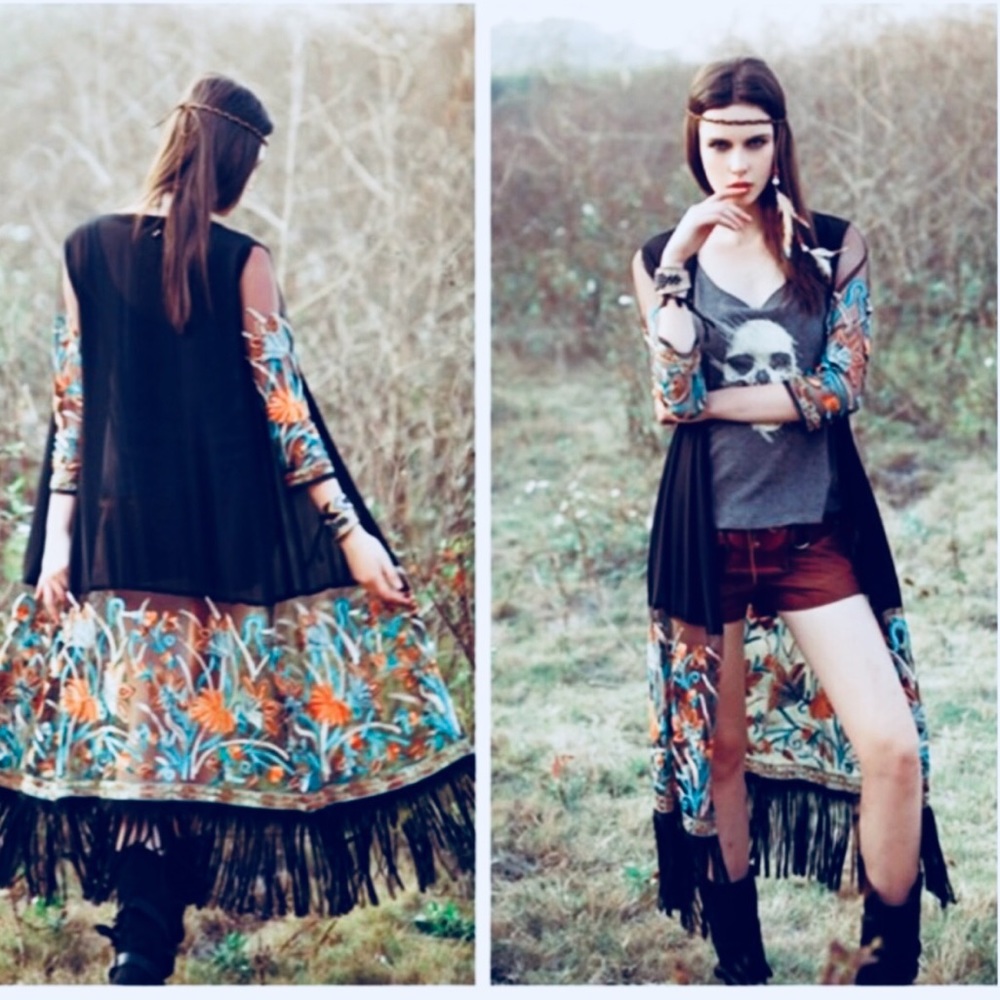π HP 8/16 π Boho Embroidered Kimono Cardigan - Picture 4 of 8